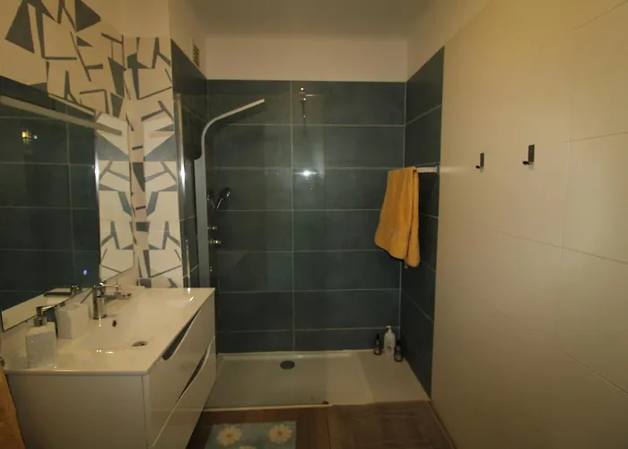 T0 Perto Do Centro 阿尔布费拉